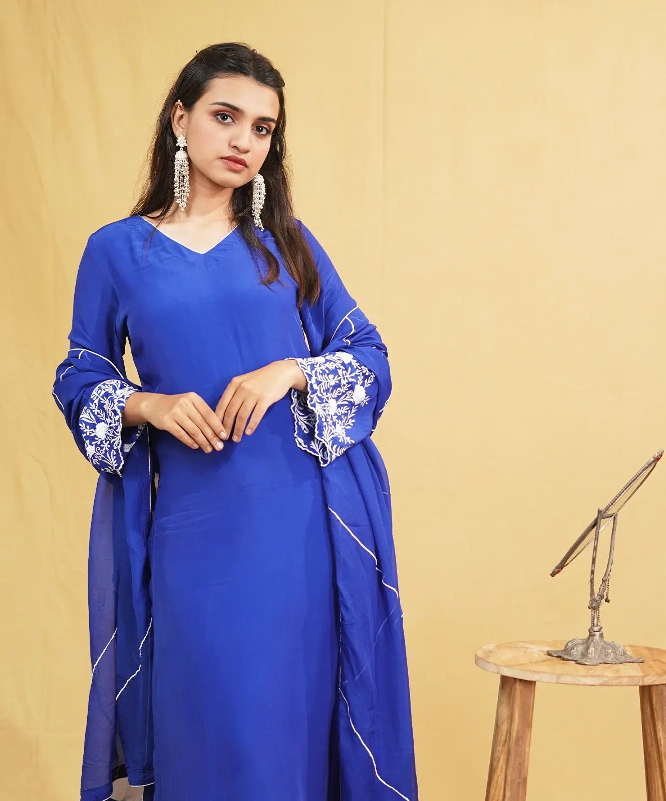 ZU25X017-ROYAL BLUE EMB