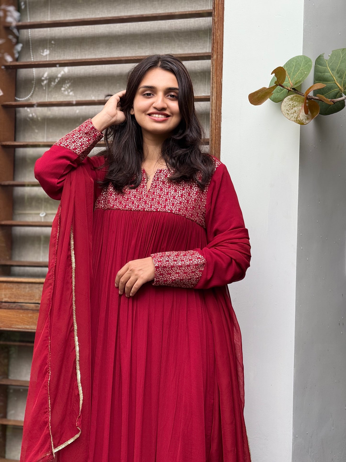 ZU25X169- REDISH GEORGETTE