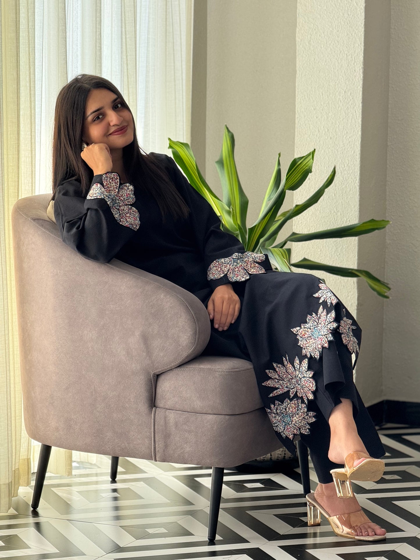 ZU25X255-BLACK FLORED FLEX