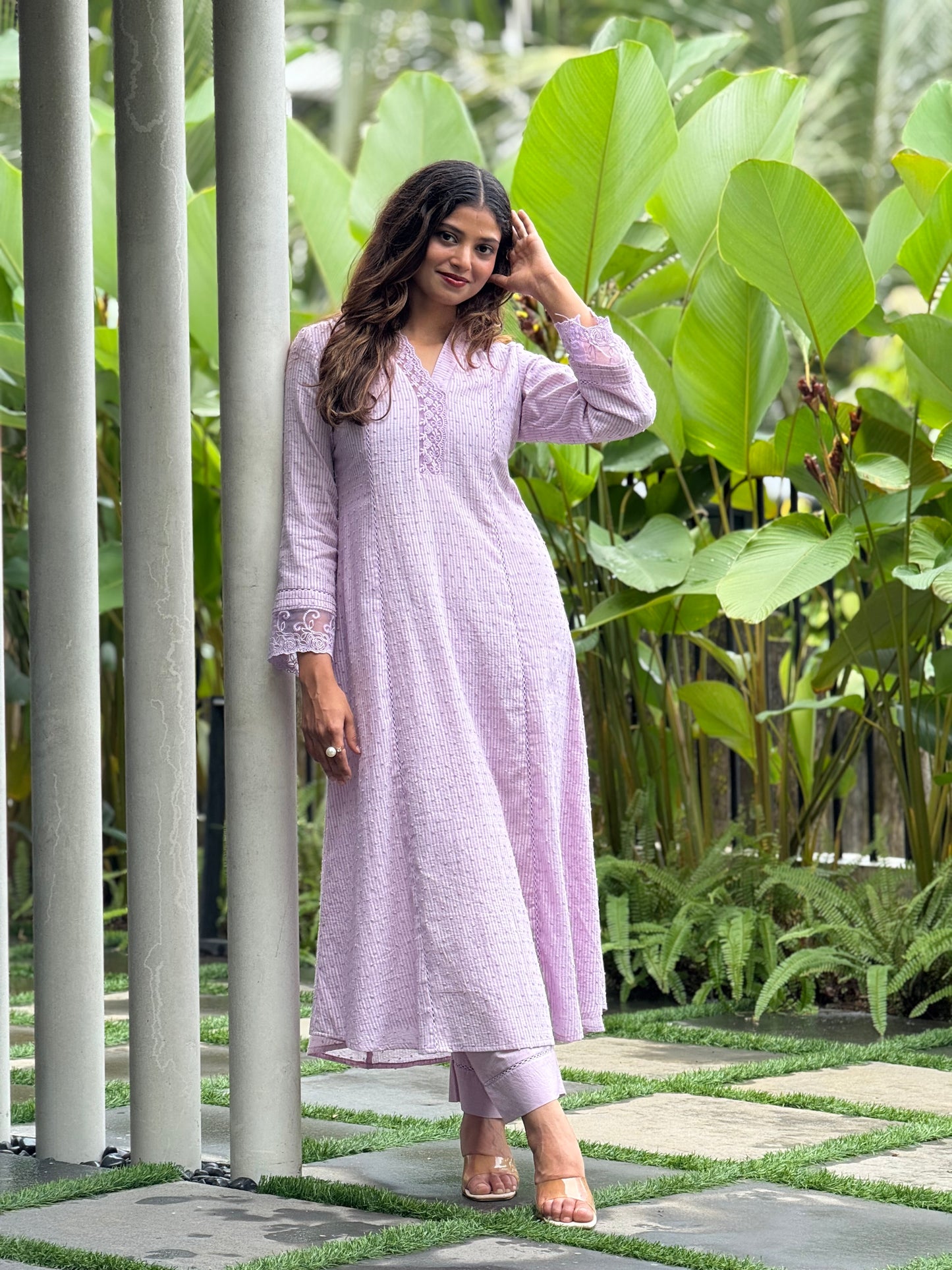 ZU25X219- LACE LAVENDER