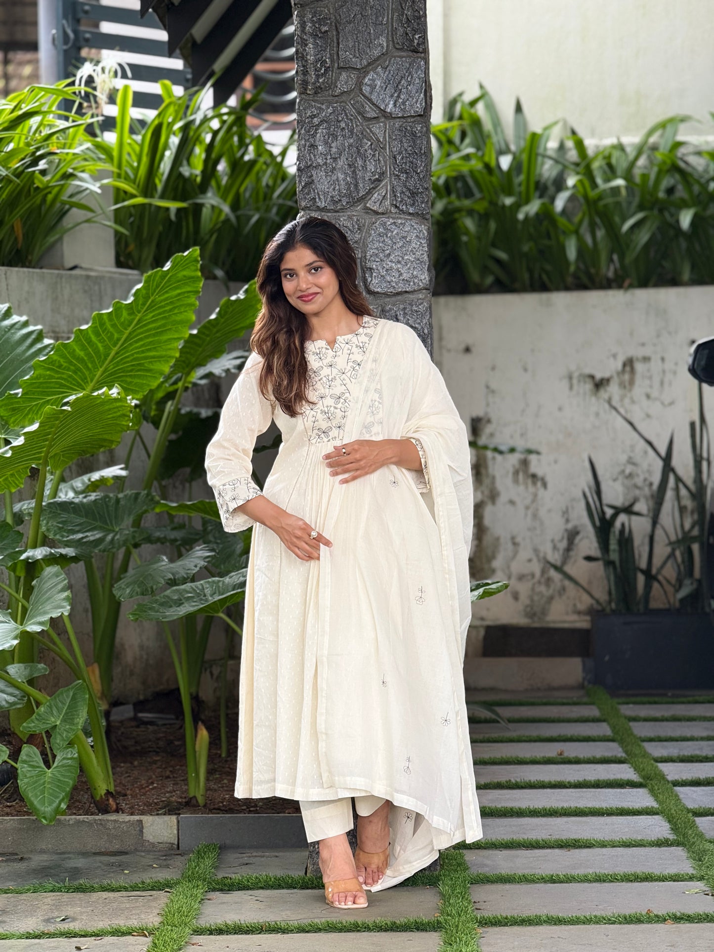 ZU25X220- MAL MAL GATHERED