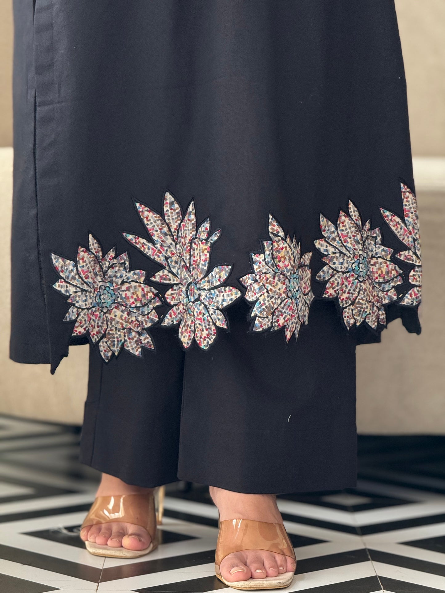 ZU25X255-BLACK FLORED FLEX