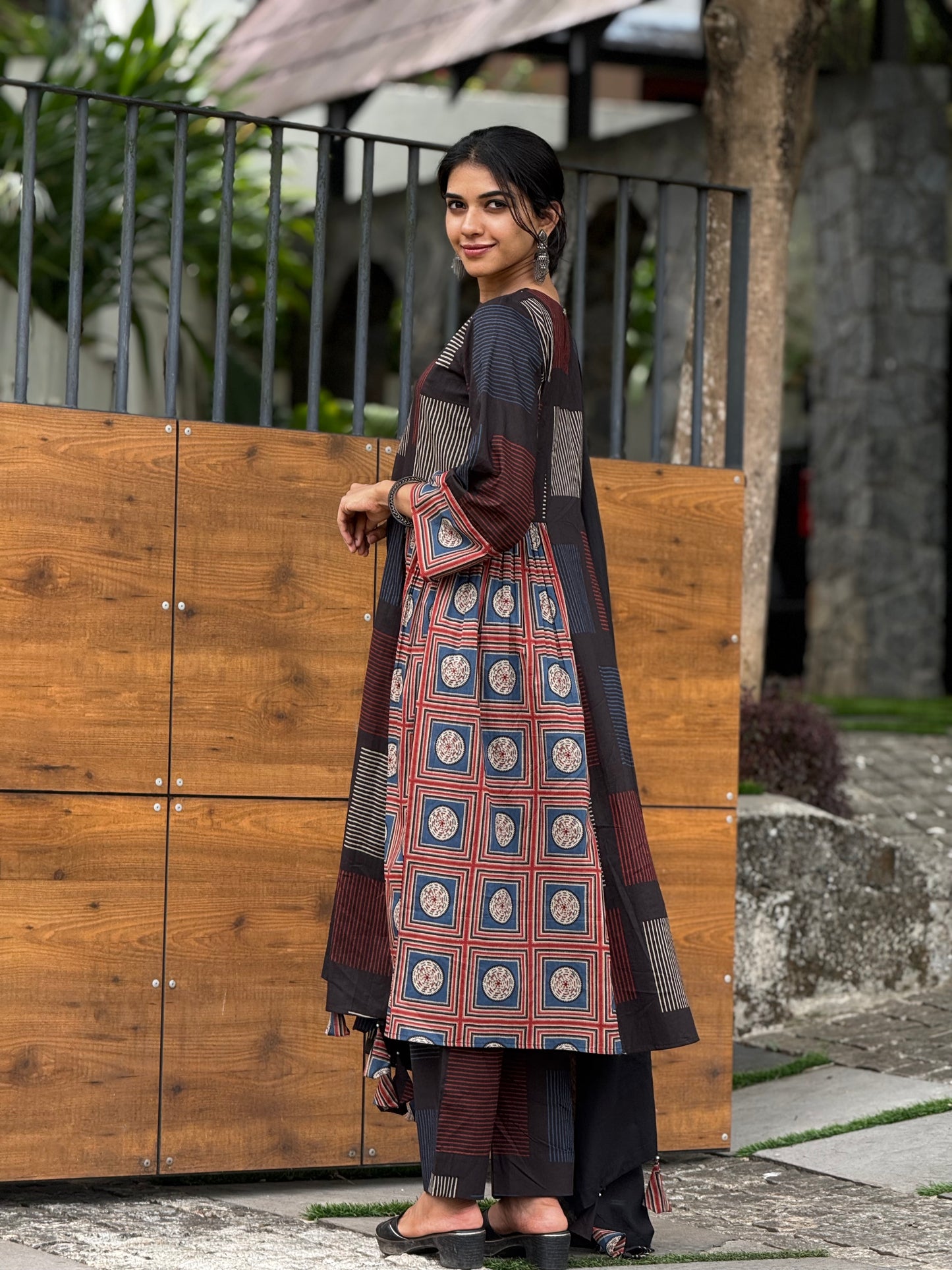 ZU25X347- COTTON SALWAR