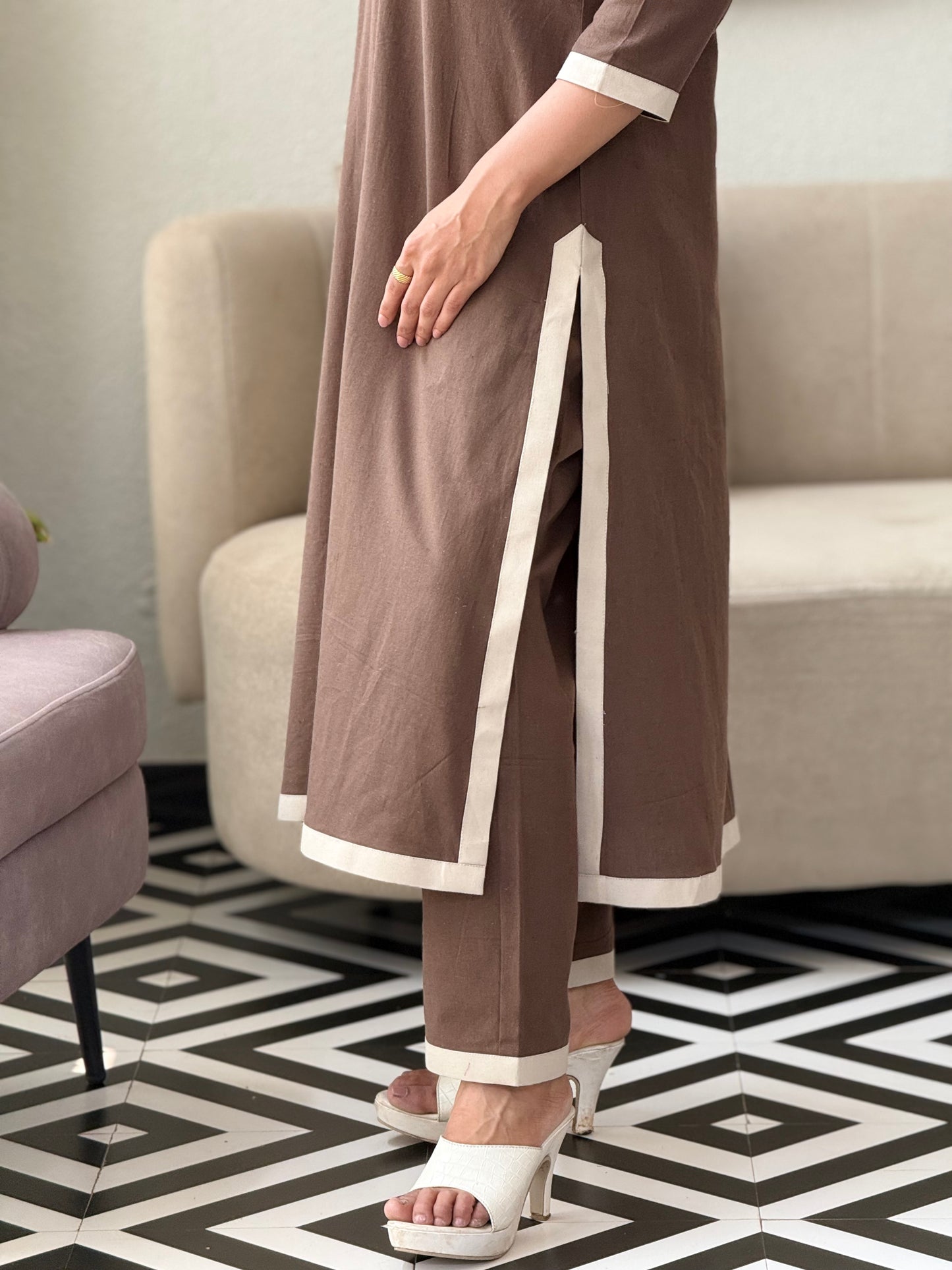 ZU25X329- BROWN FLEX