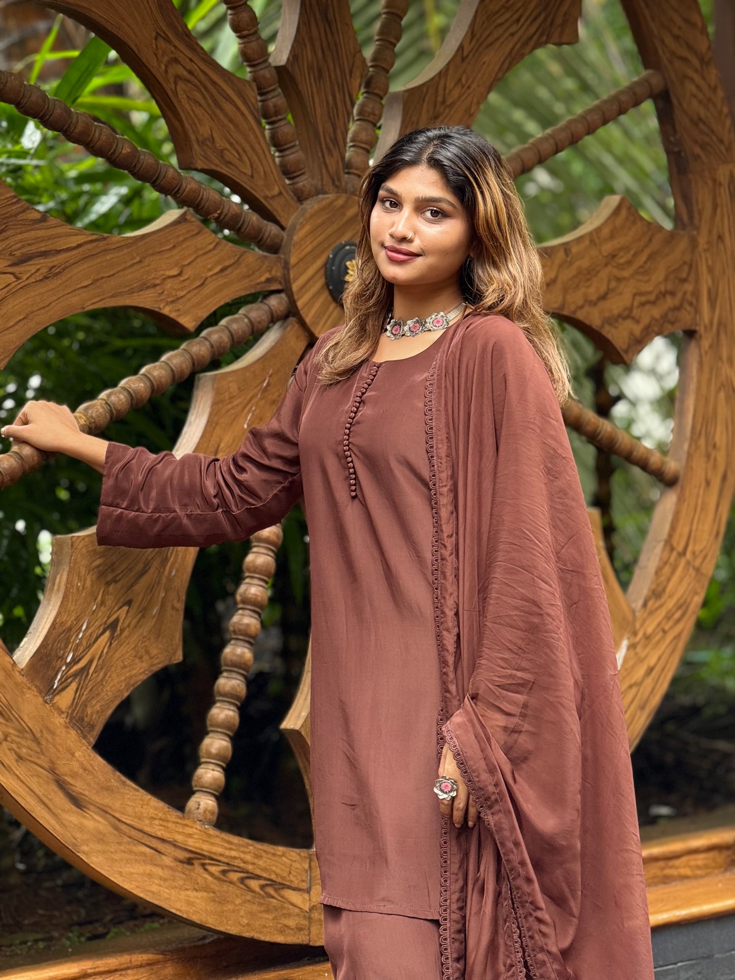 ZU25X207- FARSHI BROWN
