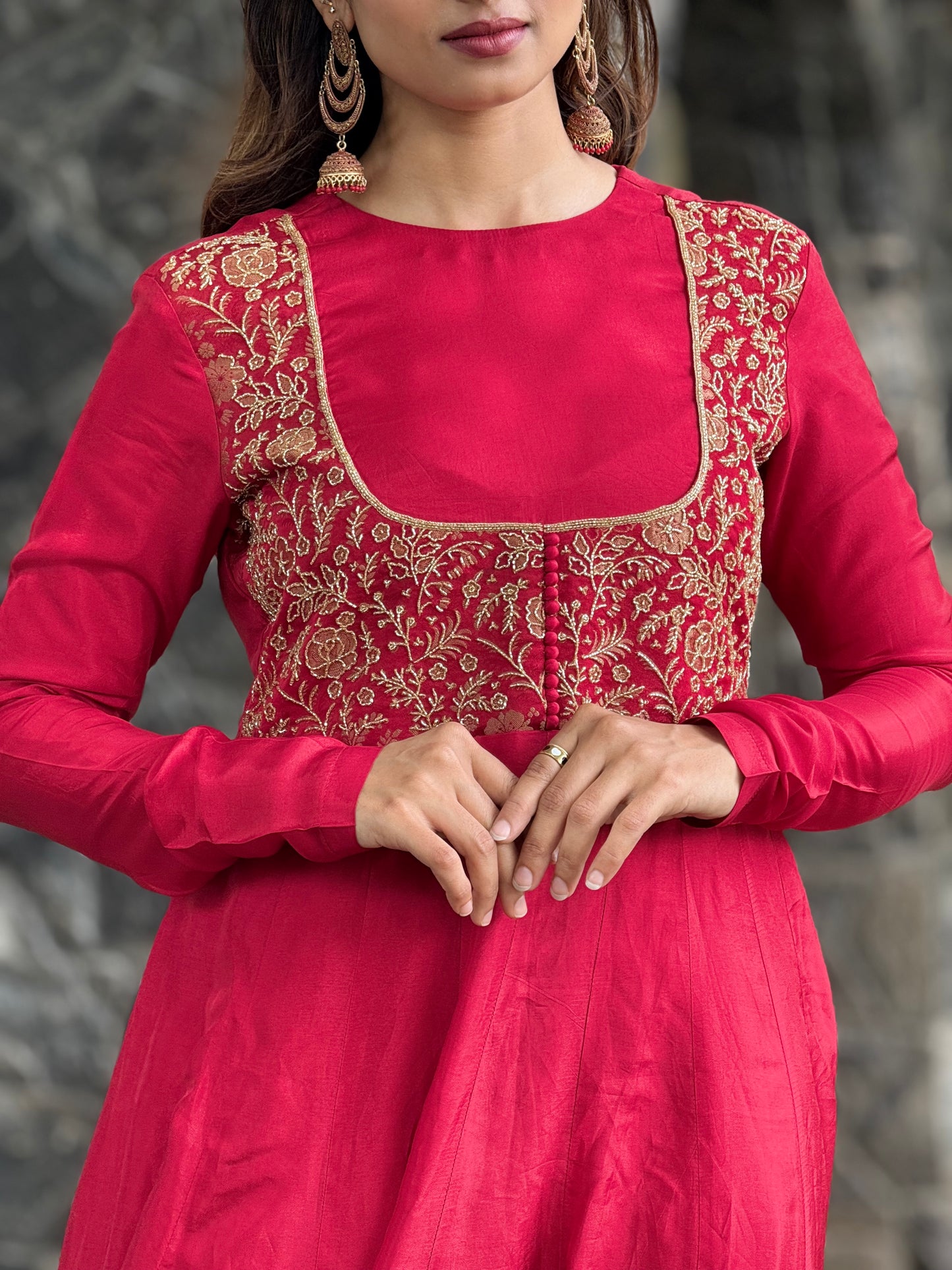 ZU25X244- RED PANEL HW