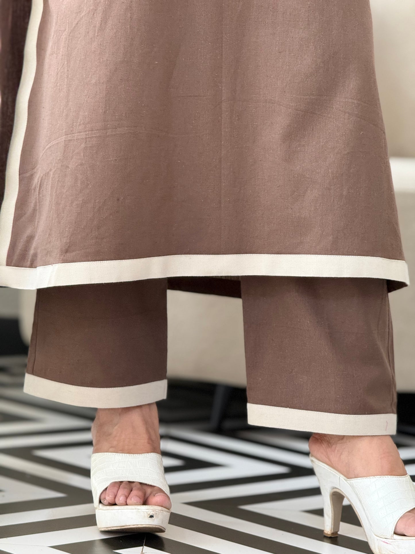 ZU25X329- BROWN FLEX