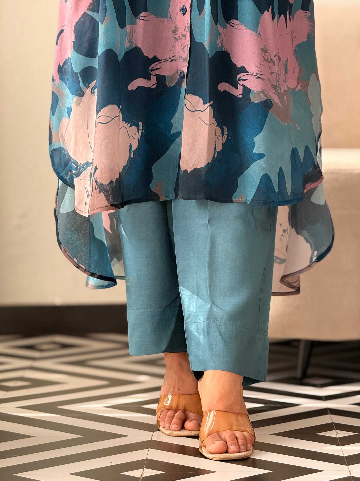 ZU25X300-CRAPE SILK PRINTED