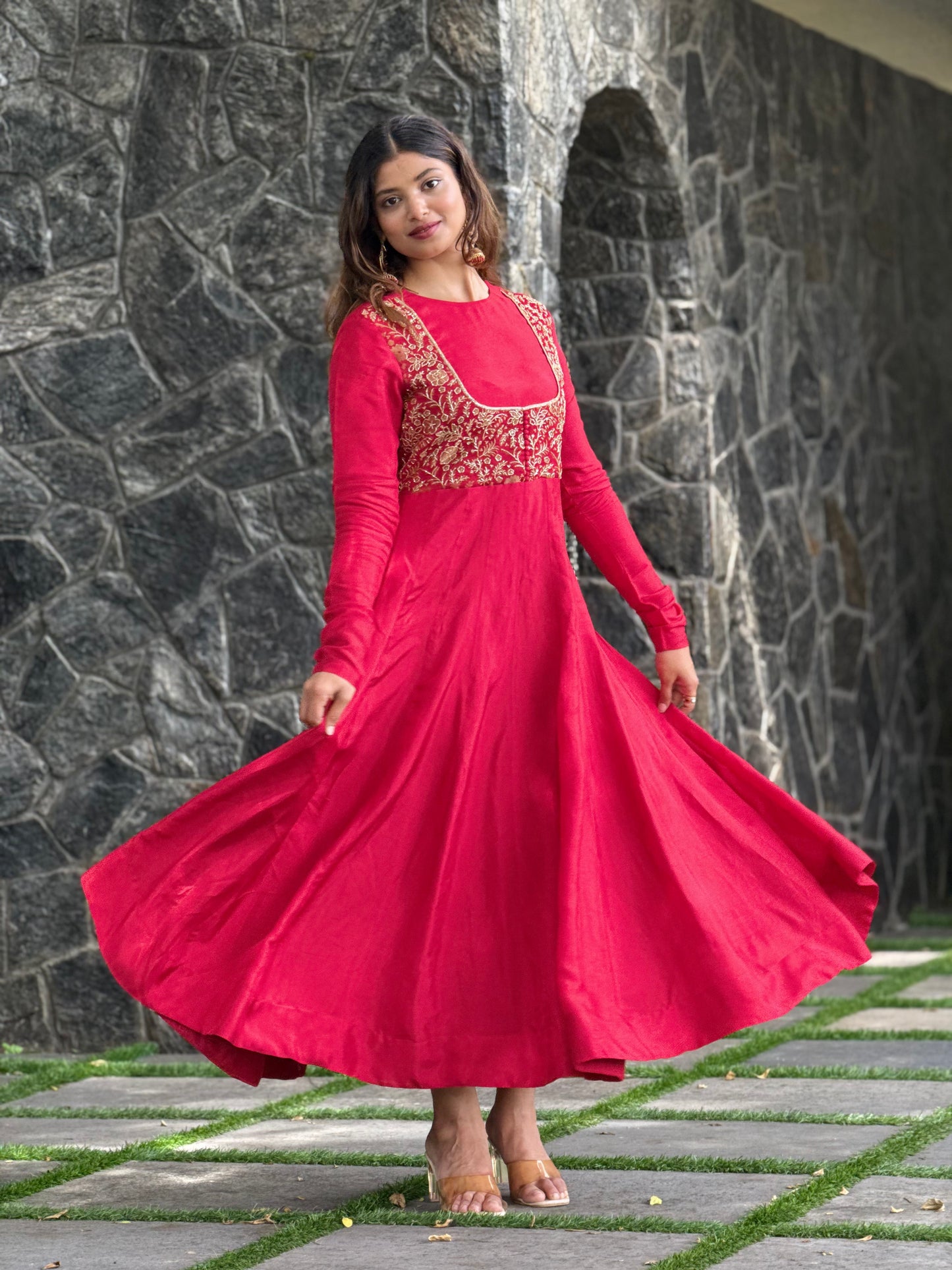 ZU25X244- RED PANEL HW