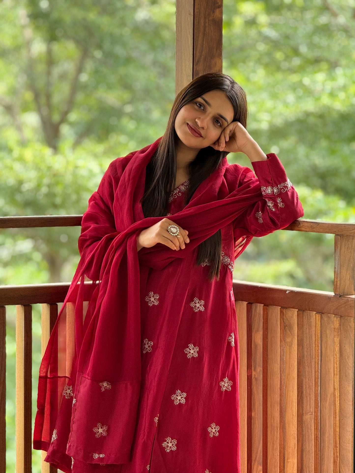 ZU25X372-ALIA HANDWORKED