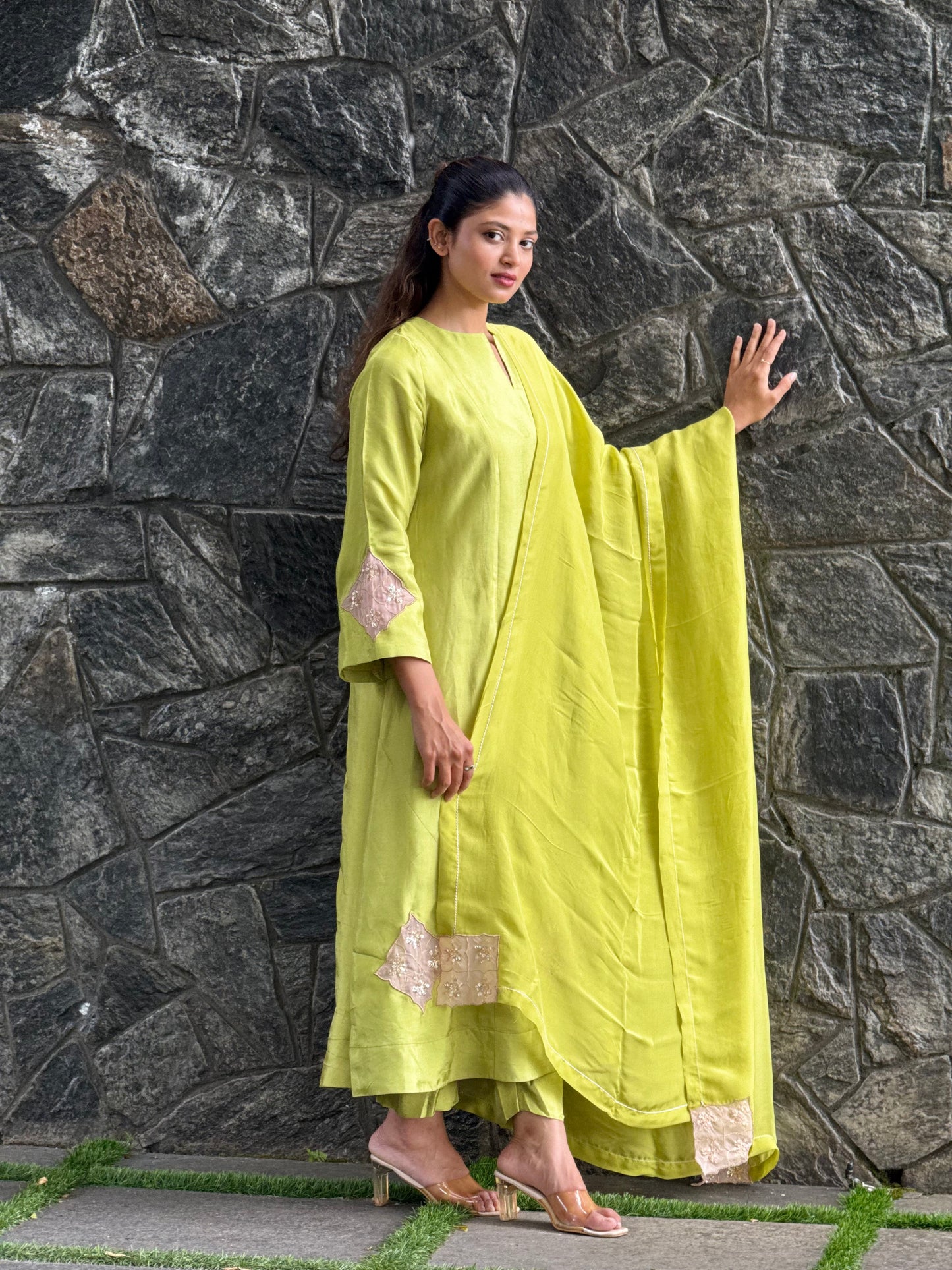 ZU25X245- LIME PANEL HW