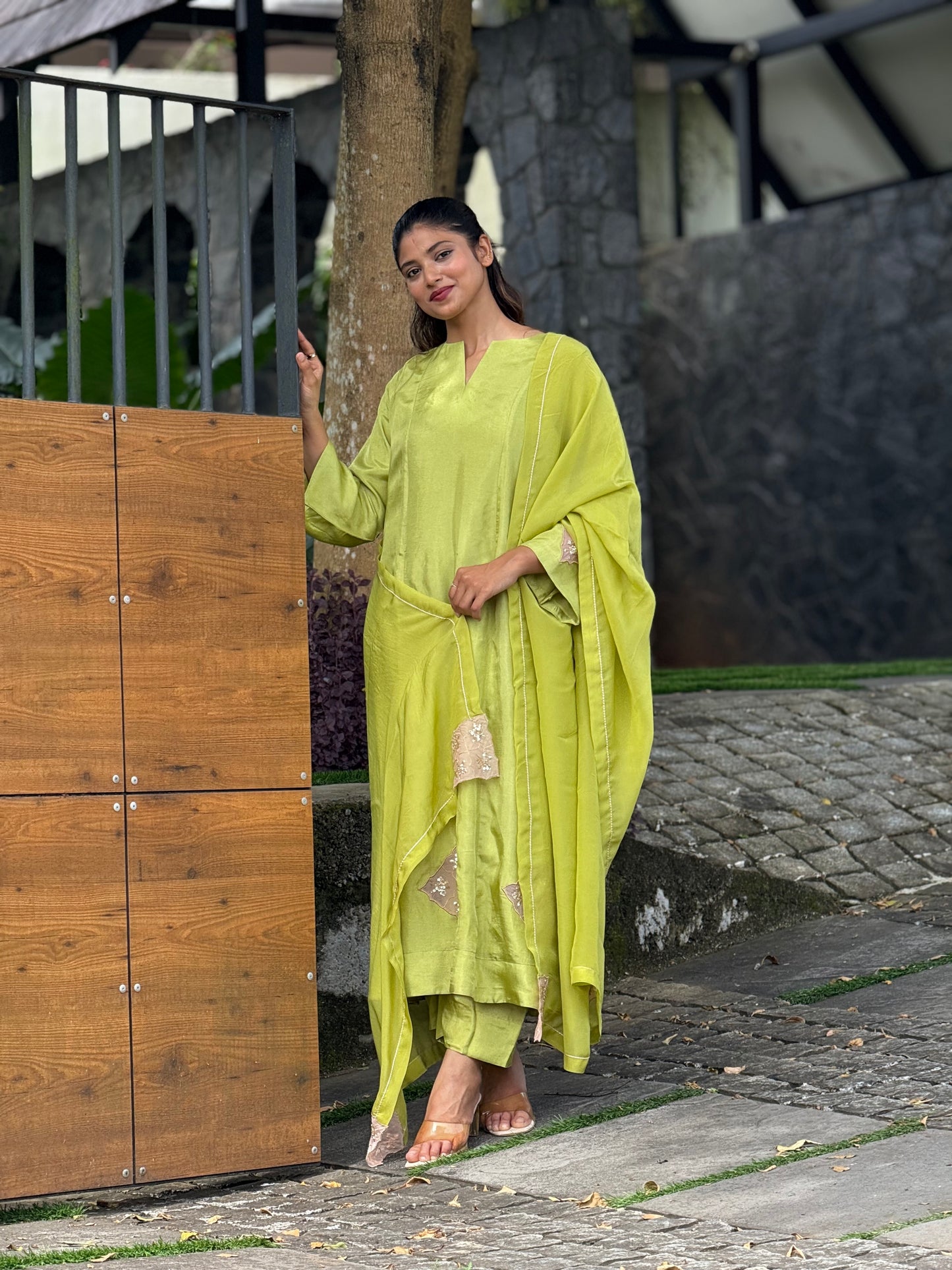 ZU25X245- LIME PANEL HW