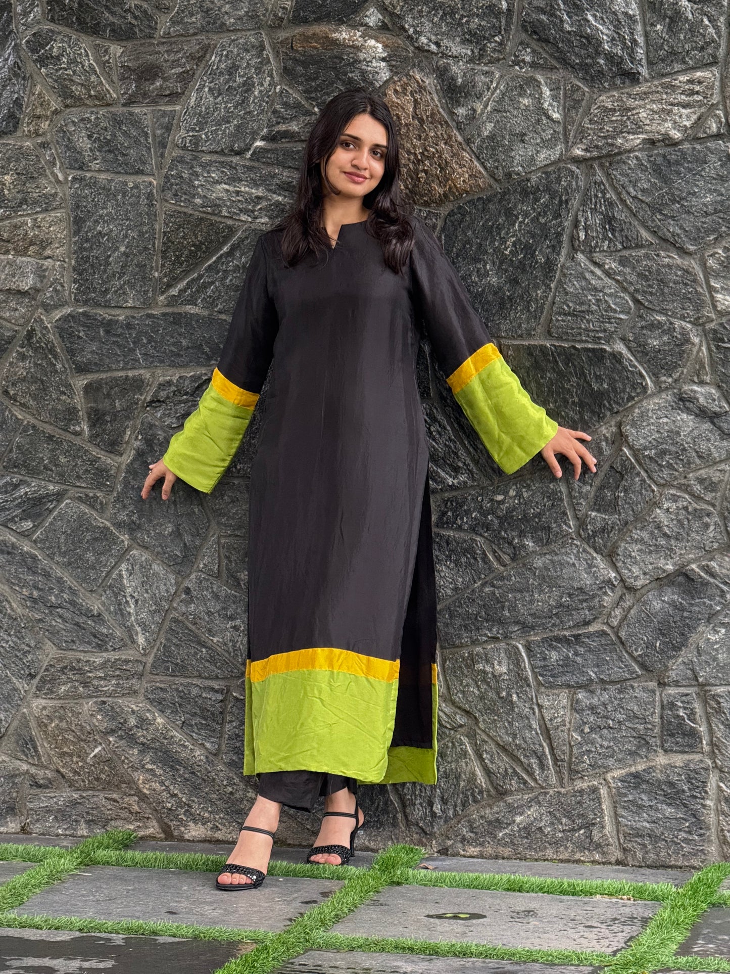 ZU25X212- BLACK YELLOW GREEN