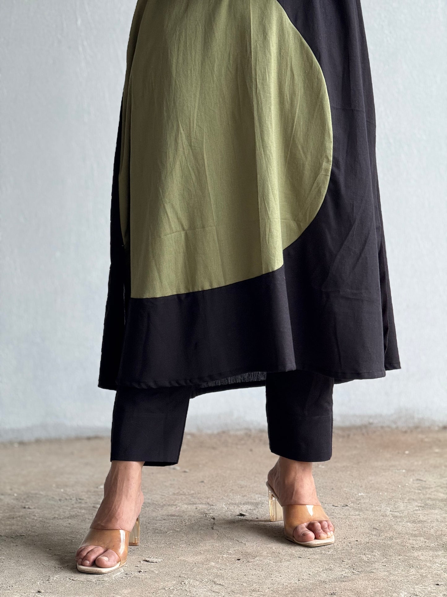 ZU25X217- GREEN BLACK