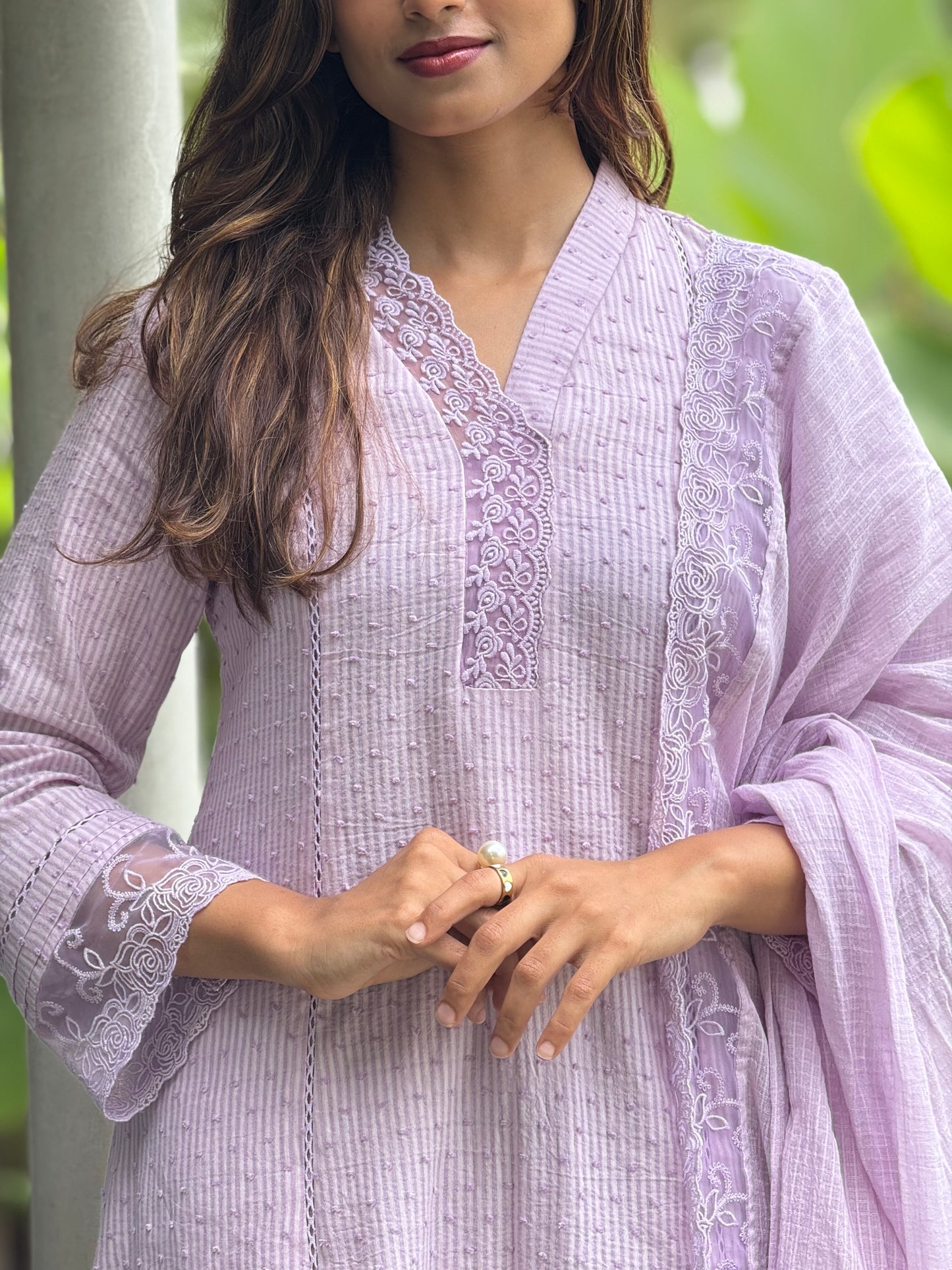 ZU25X219- LACE LAVENDER
