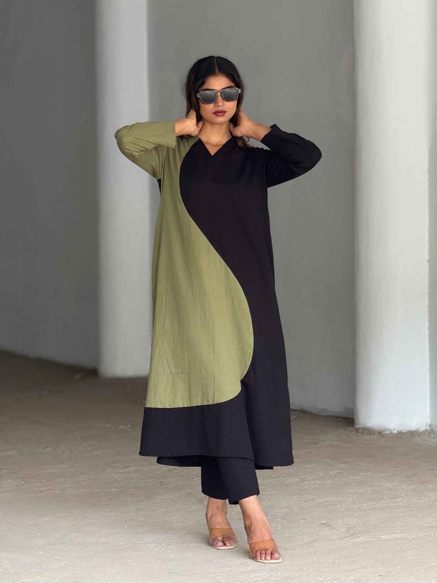 ZU25X217- GREEN BLACK
