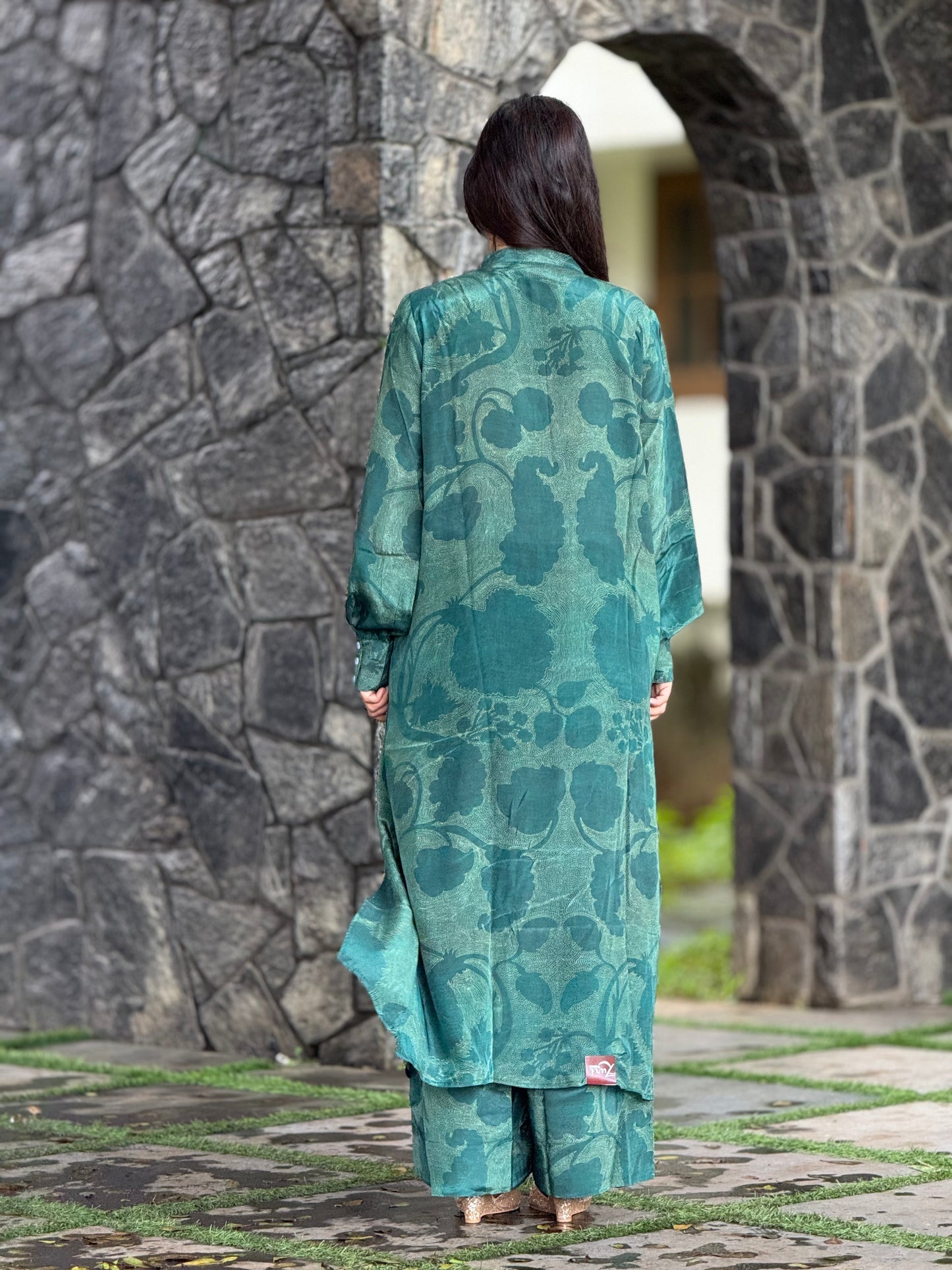 ZU25X401-CRAPE SILK PRINTED