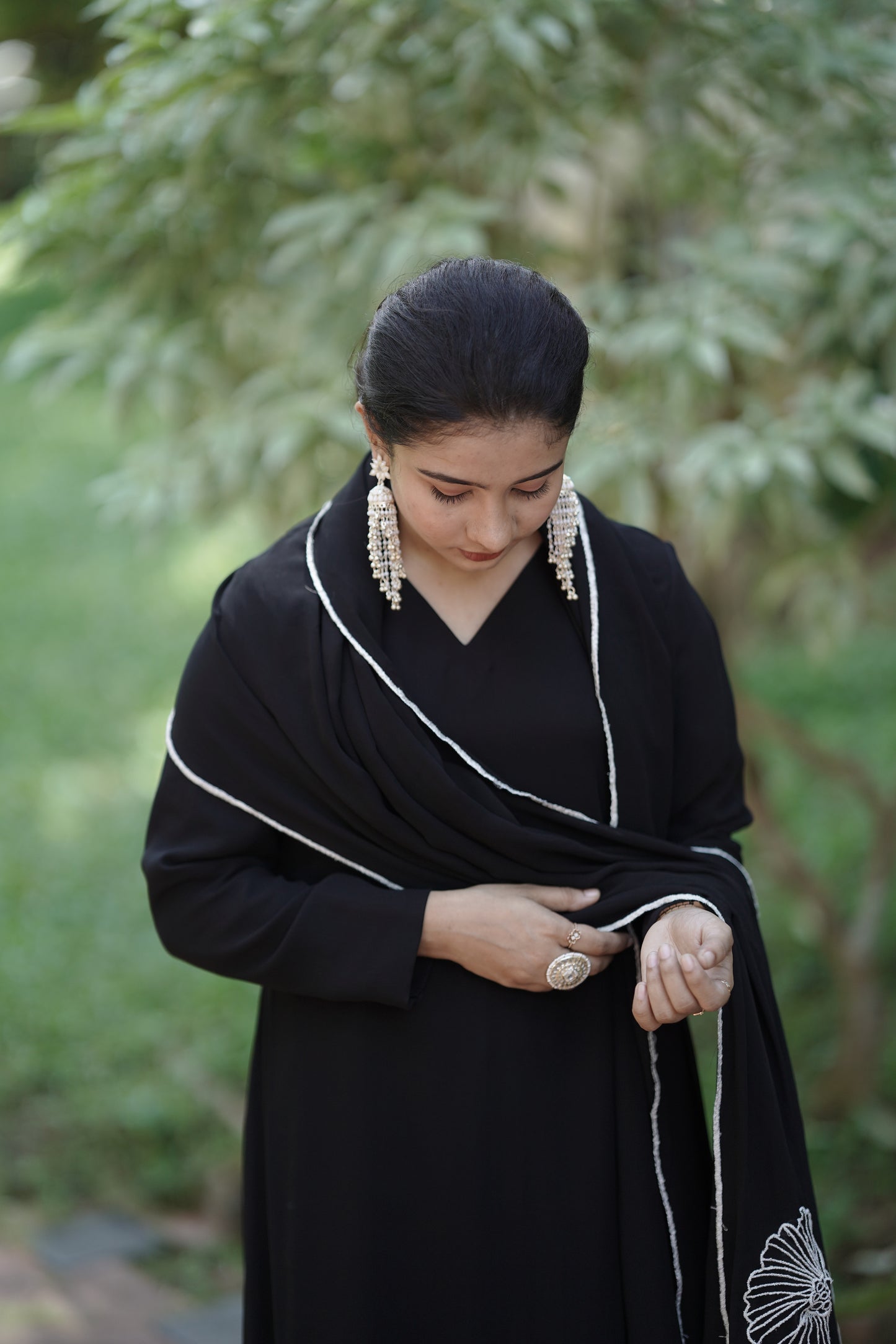 ZU25X086-BLACK EMBROIDERED