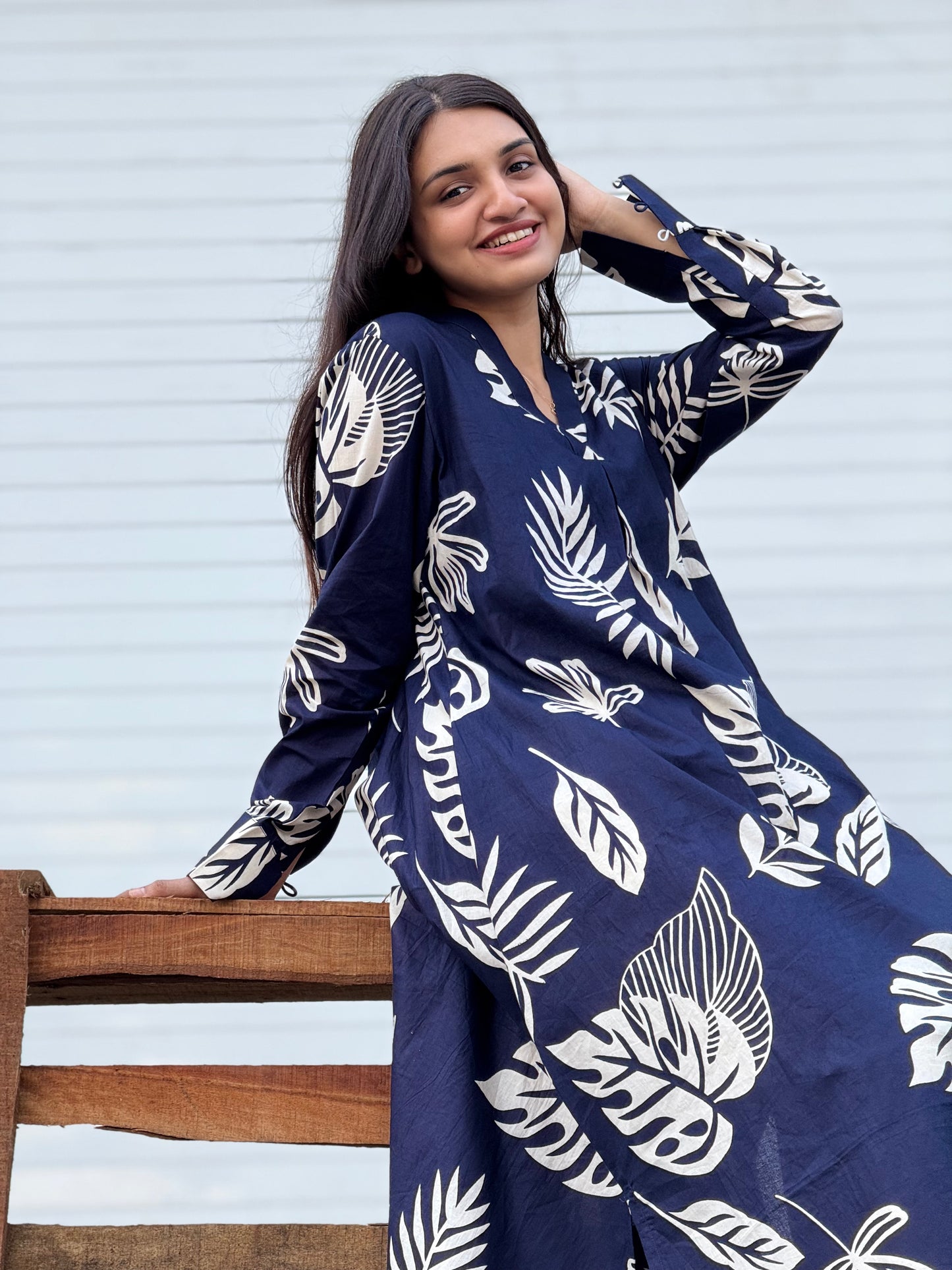 ZU25X147-NAVY CAMBRIC