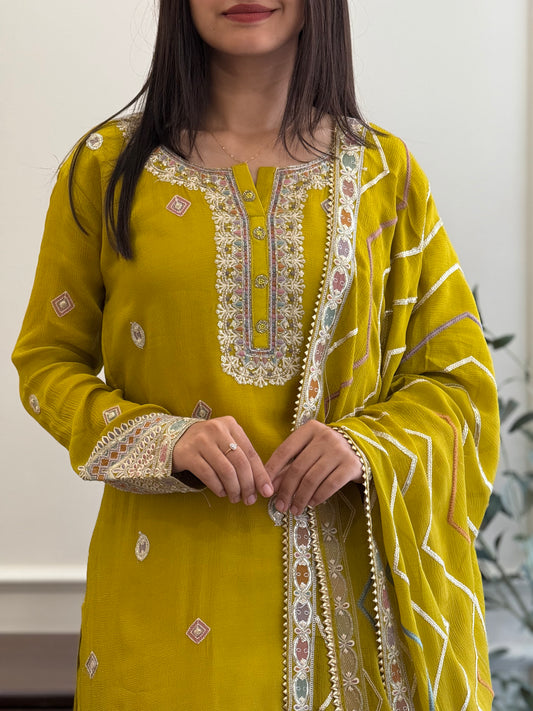 ZU25X009-YELLOW SHARARA
