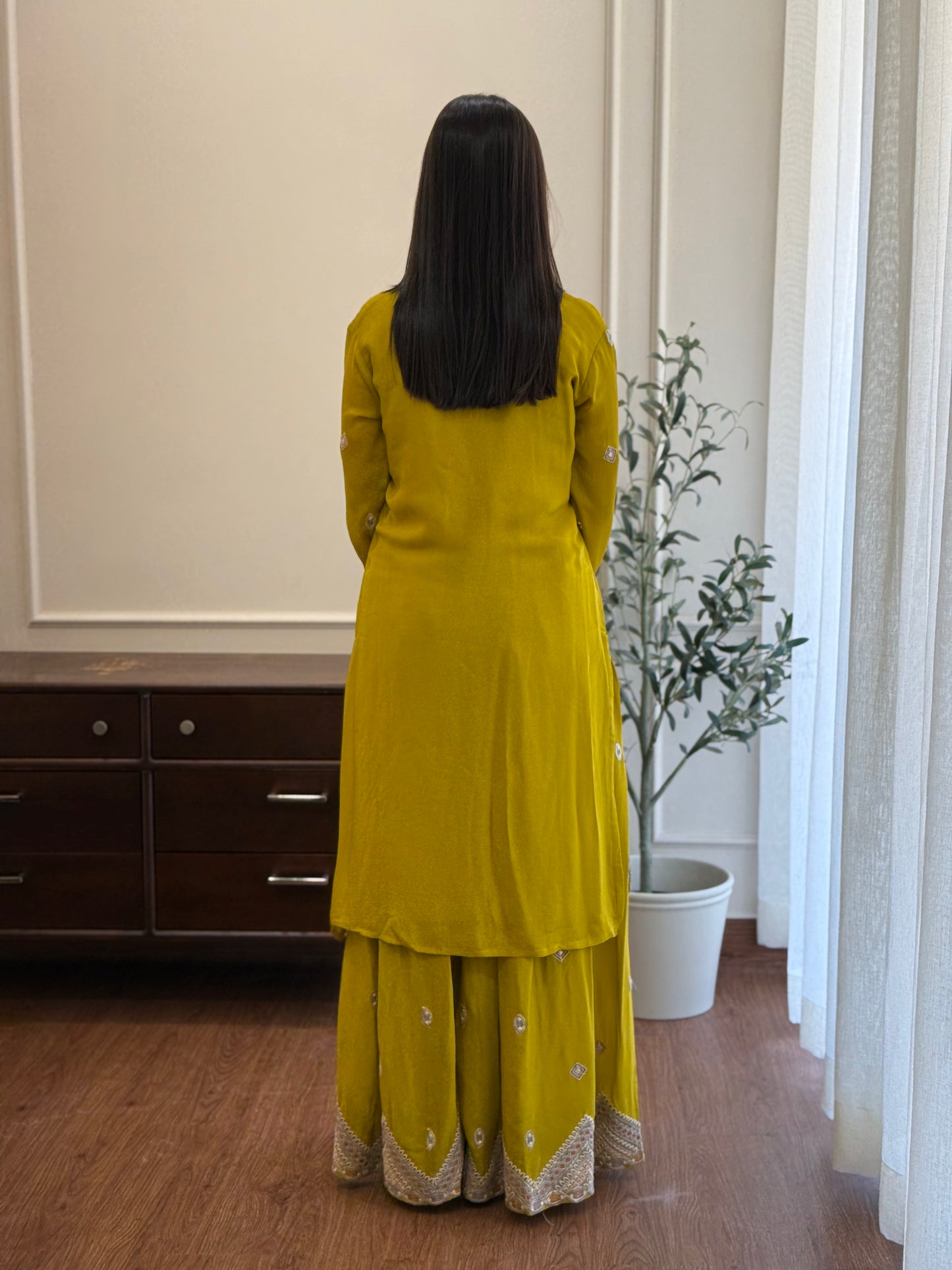 ZU25X009-YELLOW SHARARA
