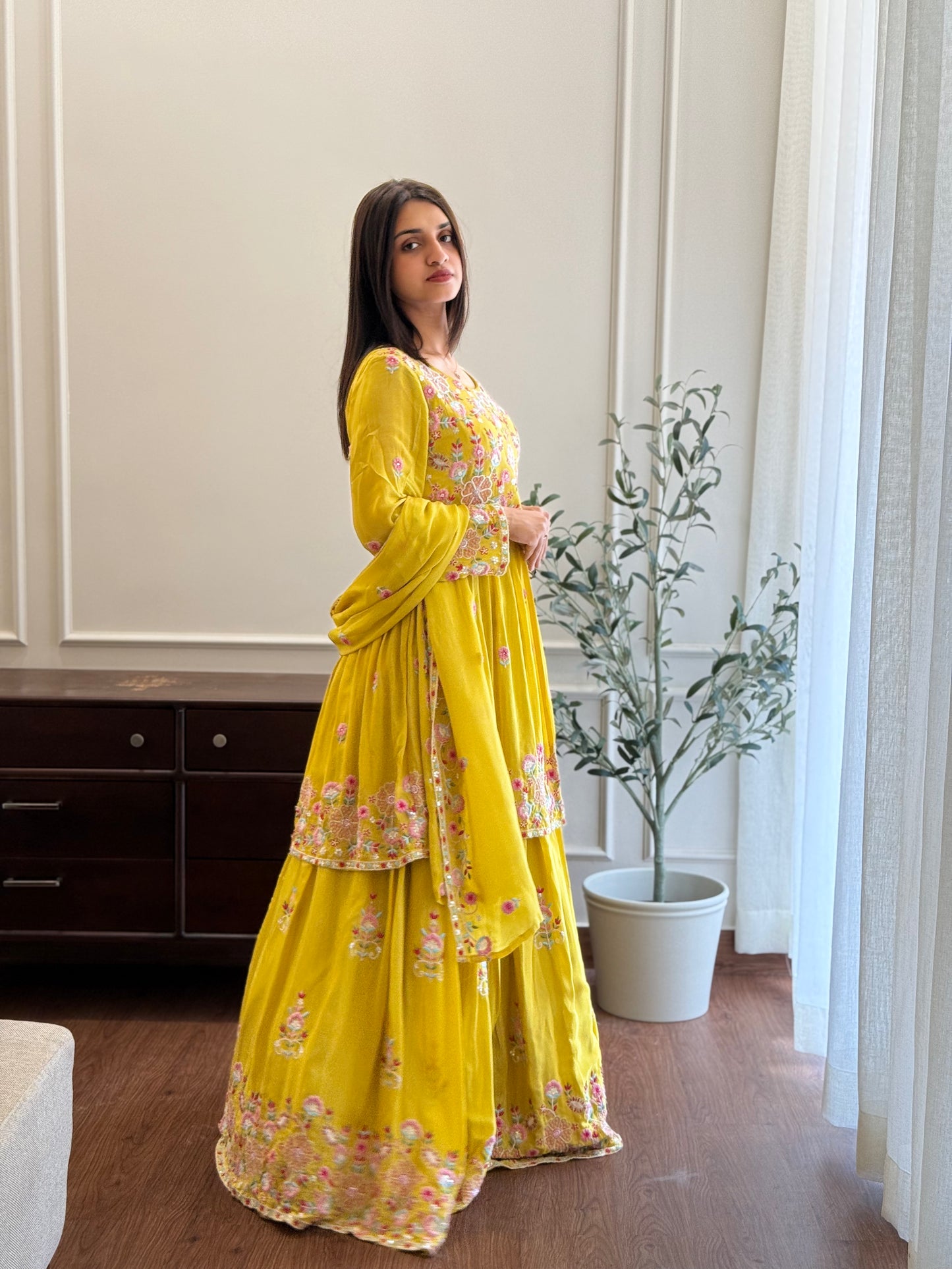 ZU25X009-YELLOW SKIRT