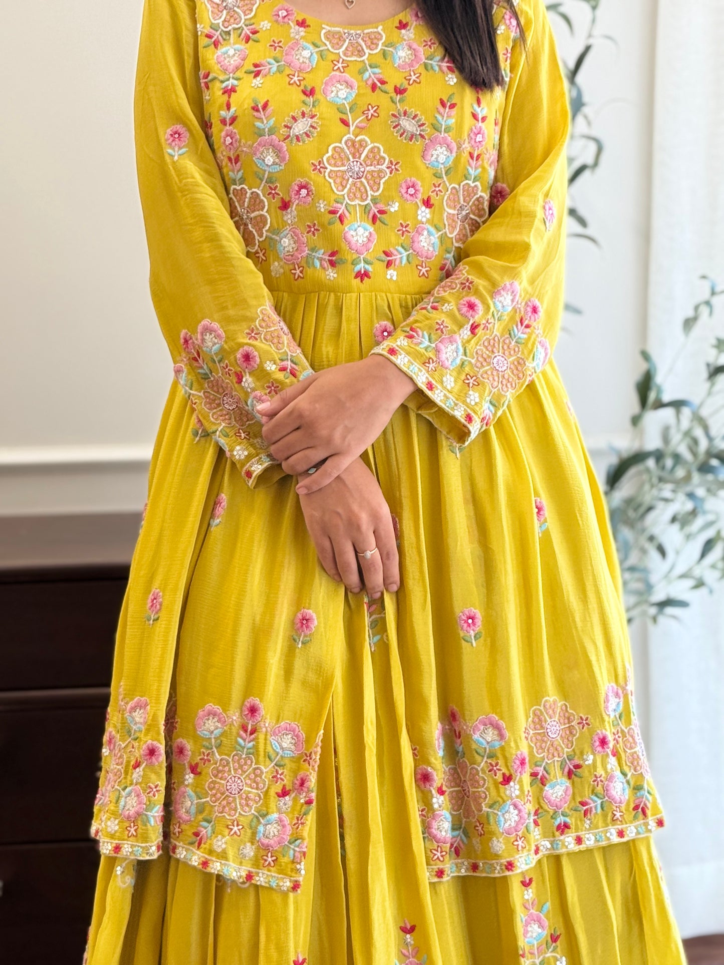 ZU25X009-YELLOW SKIRT