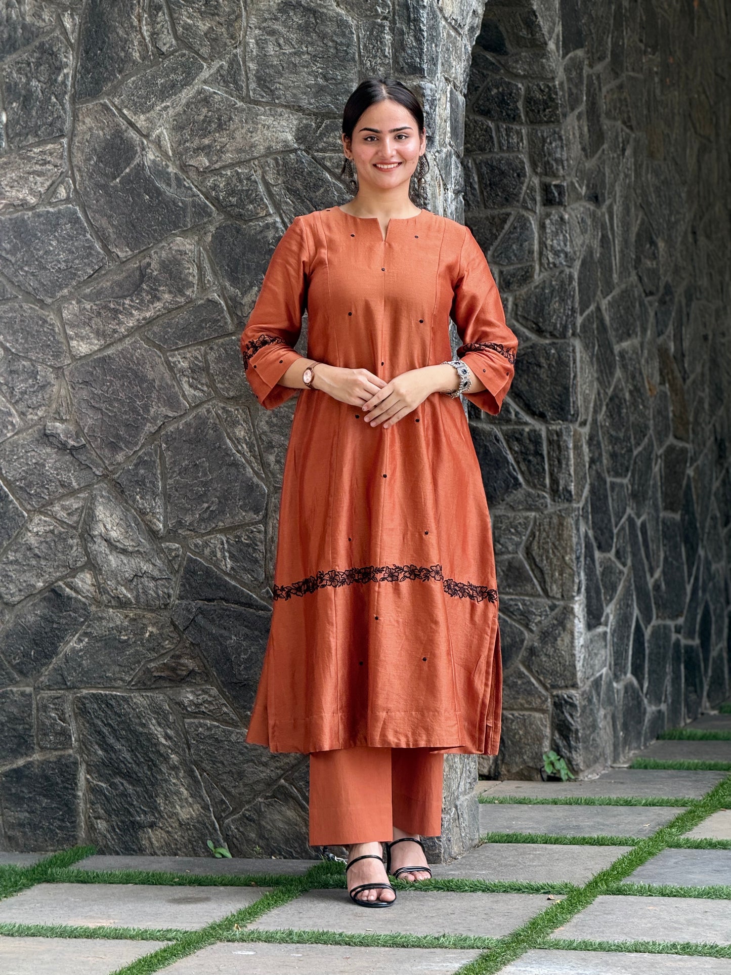ZU25X324- BURNT SILK