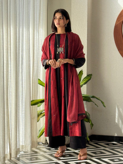 ZU25X430-FESTIVE RED & BLACK