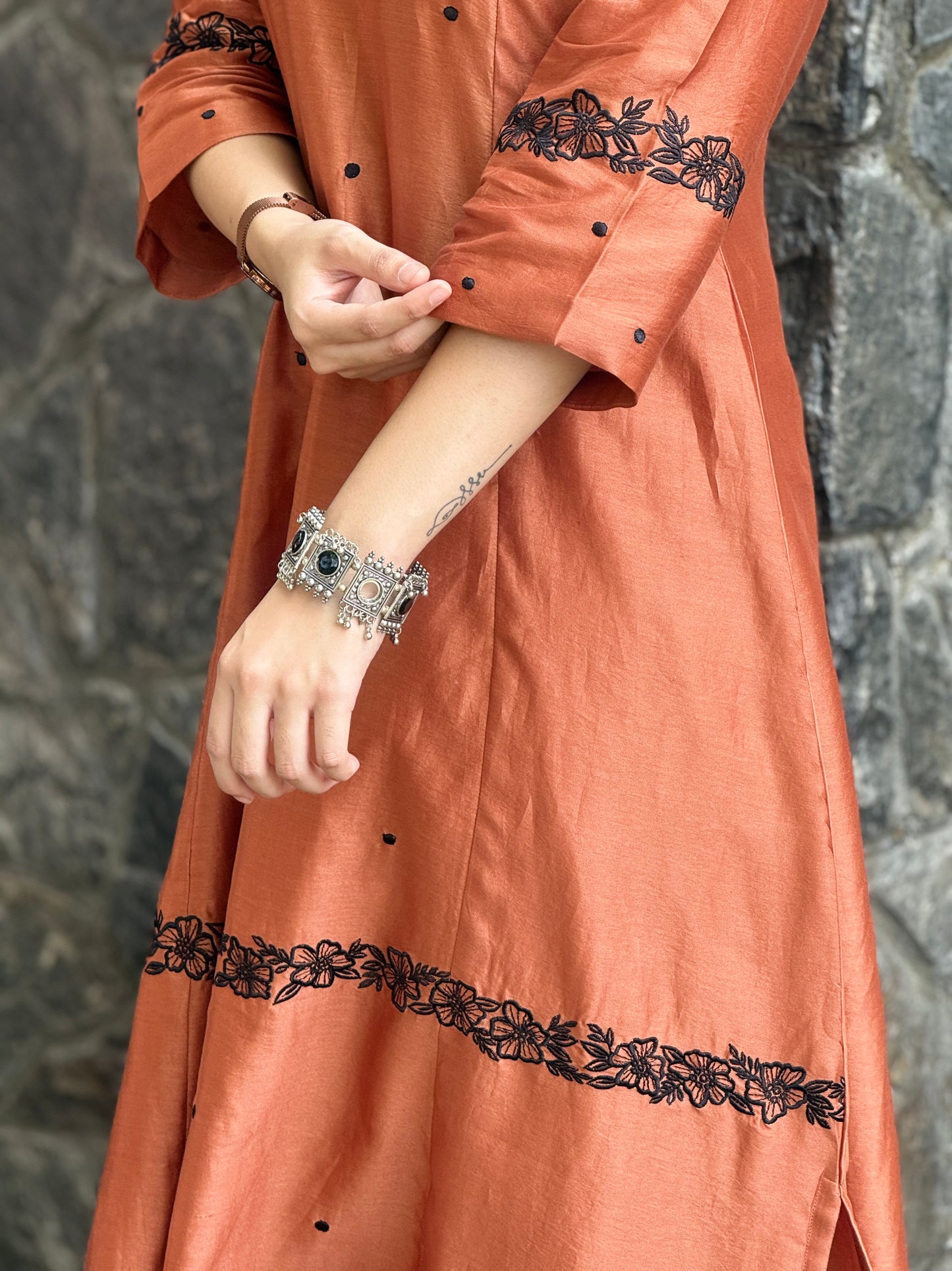 ZU25X324- BURNT SILK