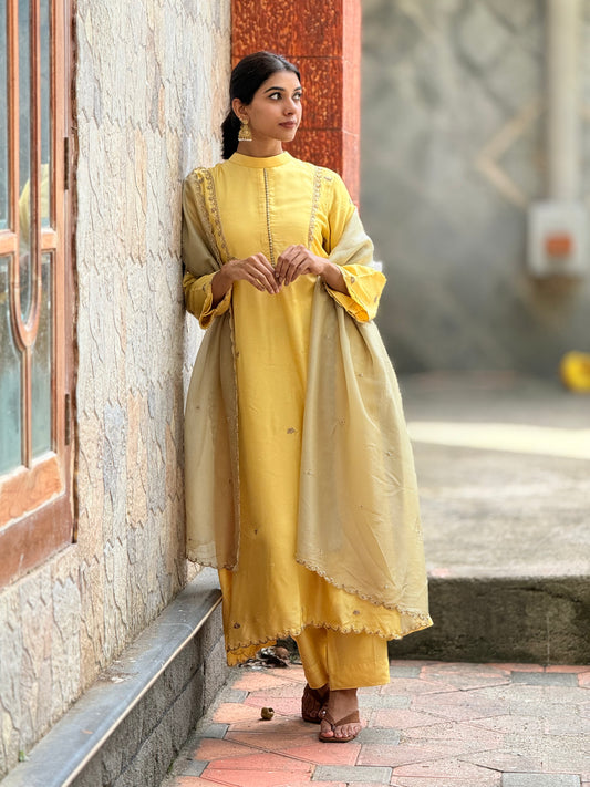 ZU25X415-FESTIVE YELLOW