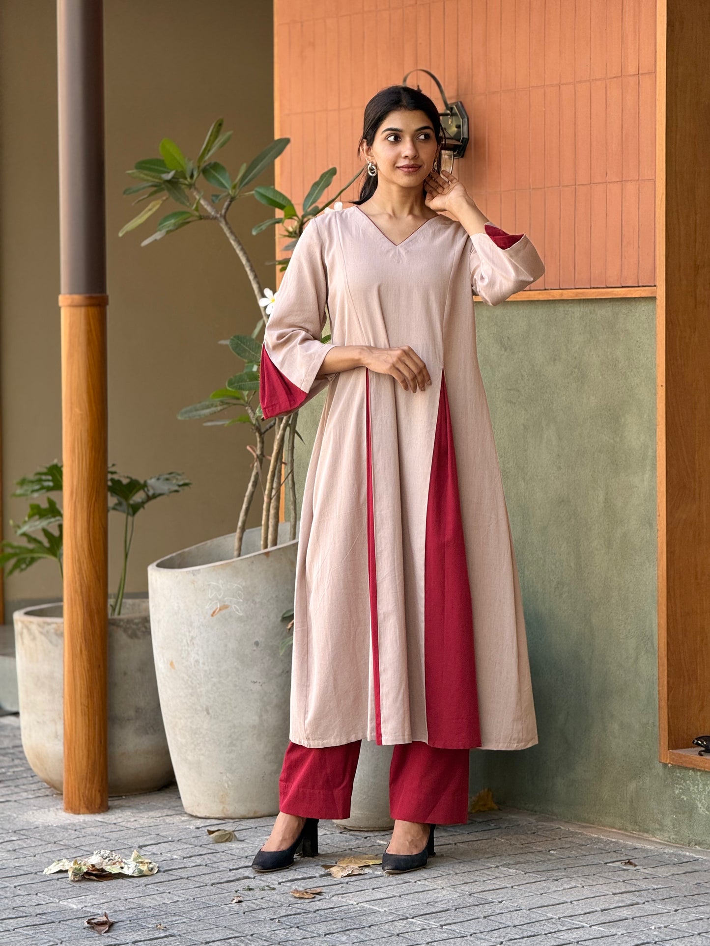 ZU25X436- RED& BEIGE