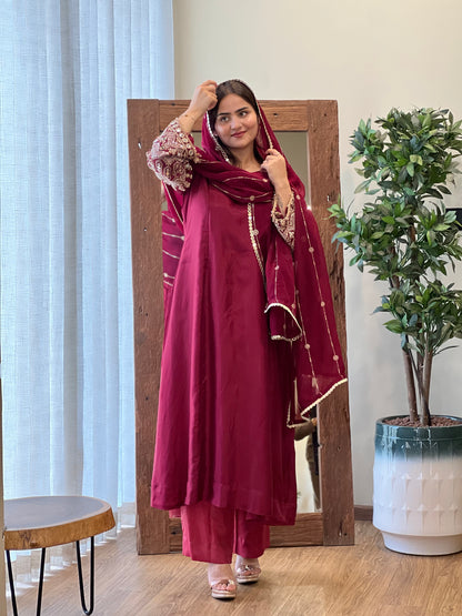 SIGNATURE MAROON- RUHAR028