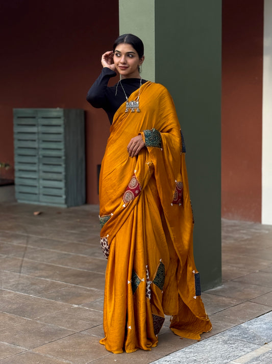 ZR004SAREE-AJRAK MODAL