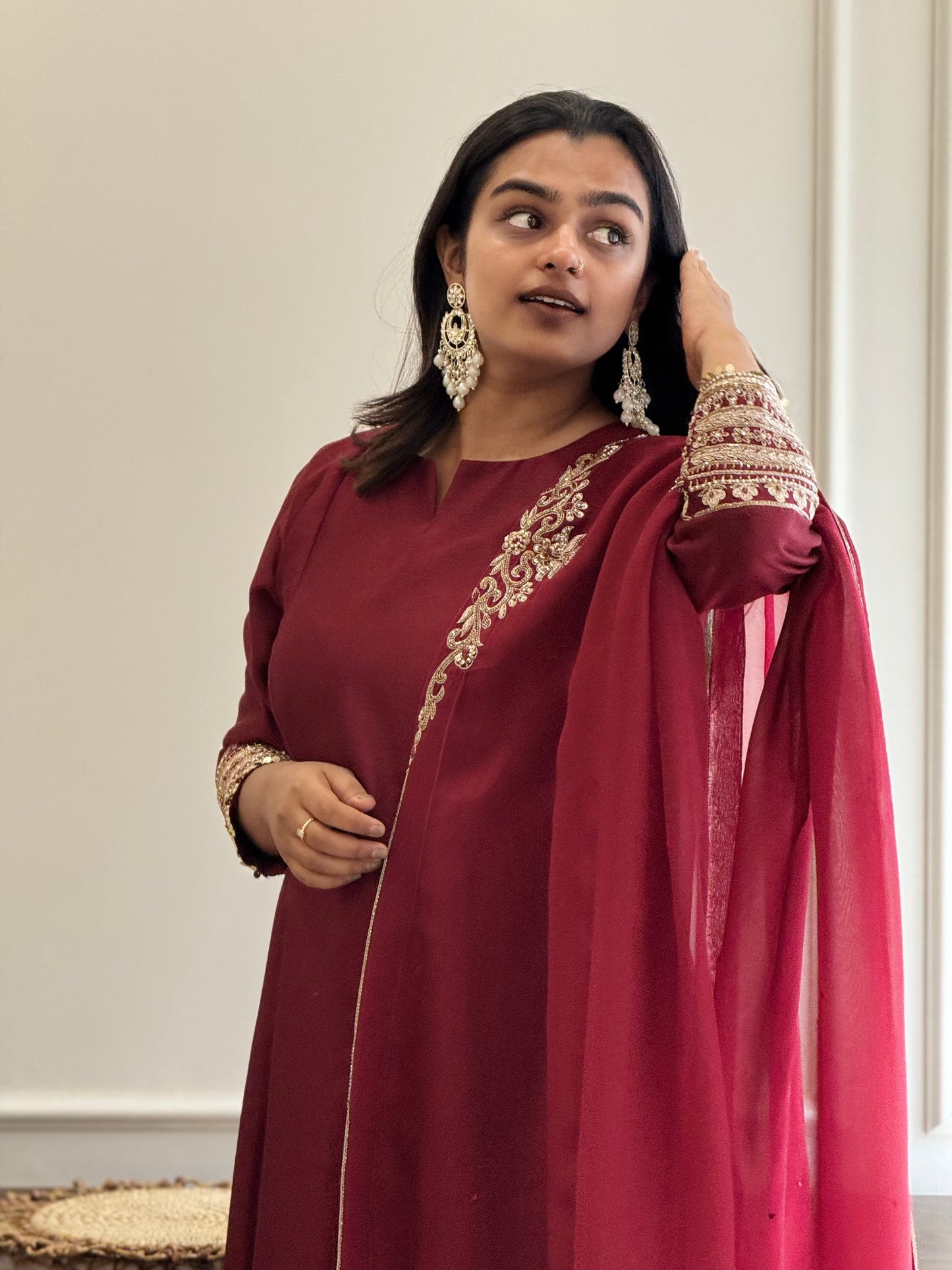 ZU25X311- MEROON SILK HW