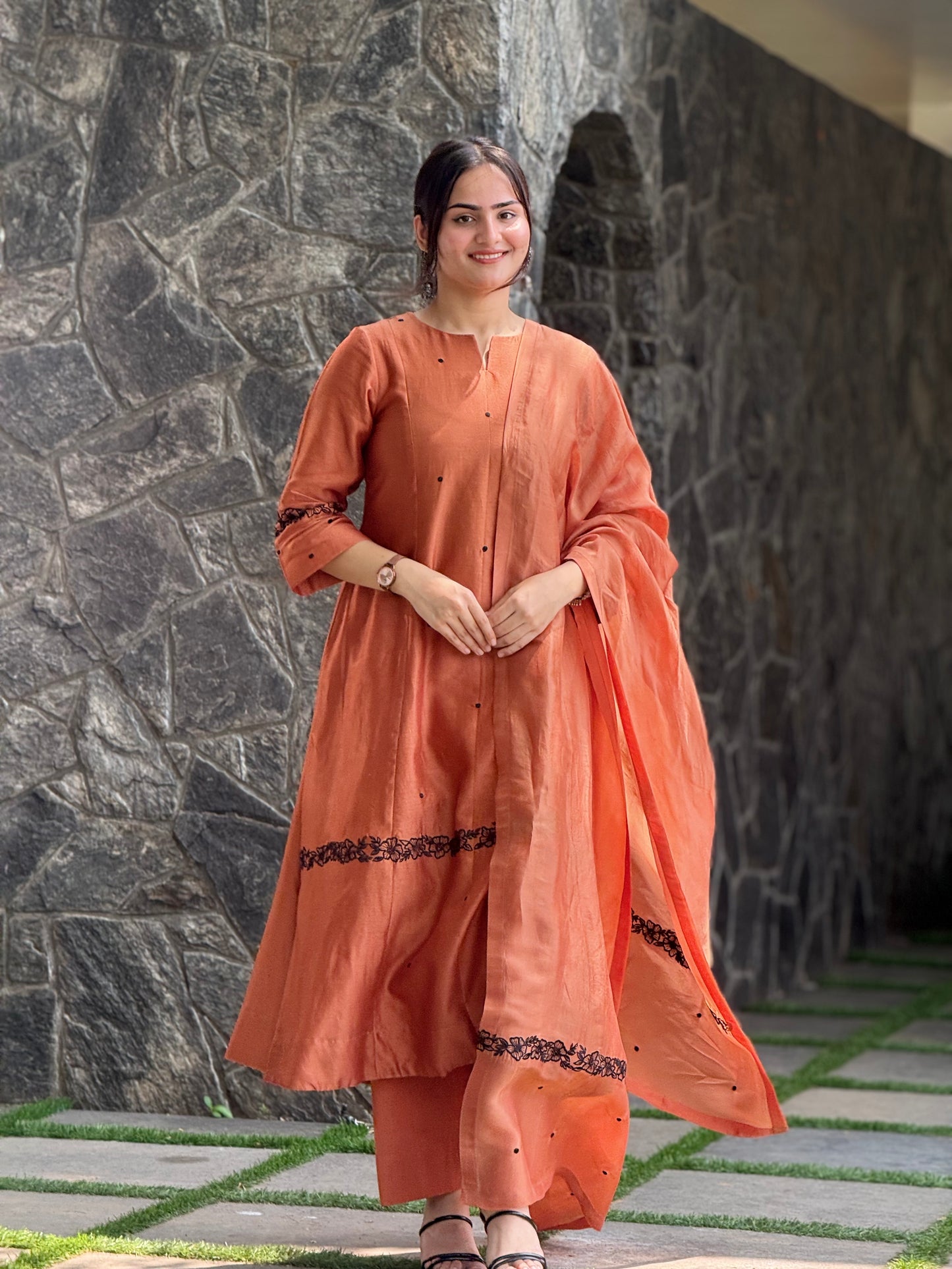 ZU25X324- BURNT SILK