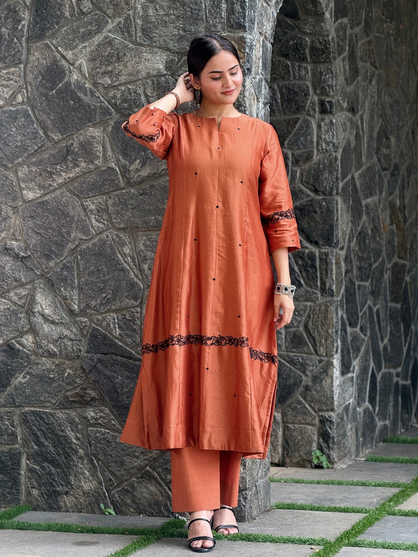 ZU25X324- BURNT SILK