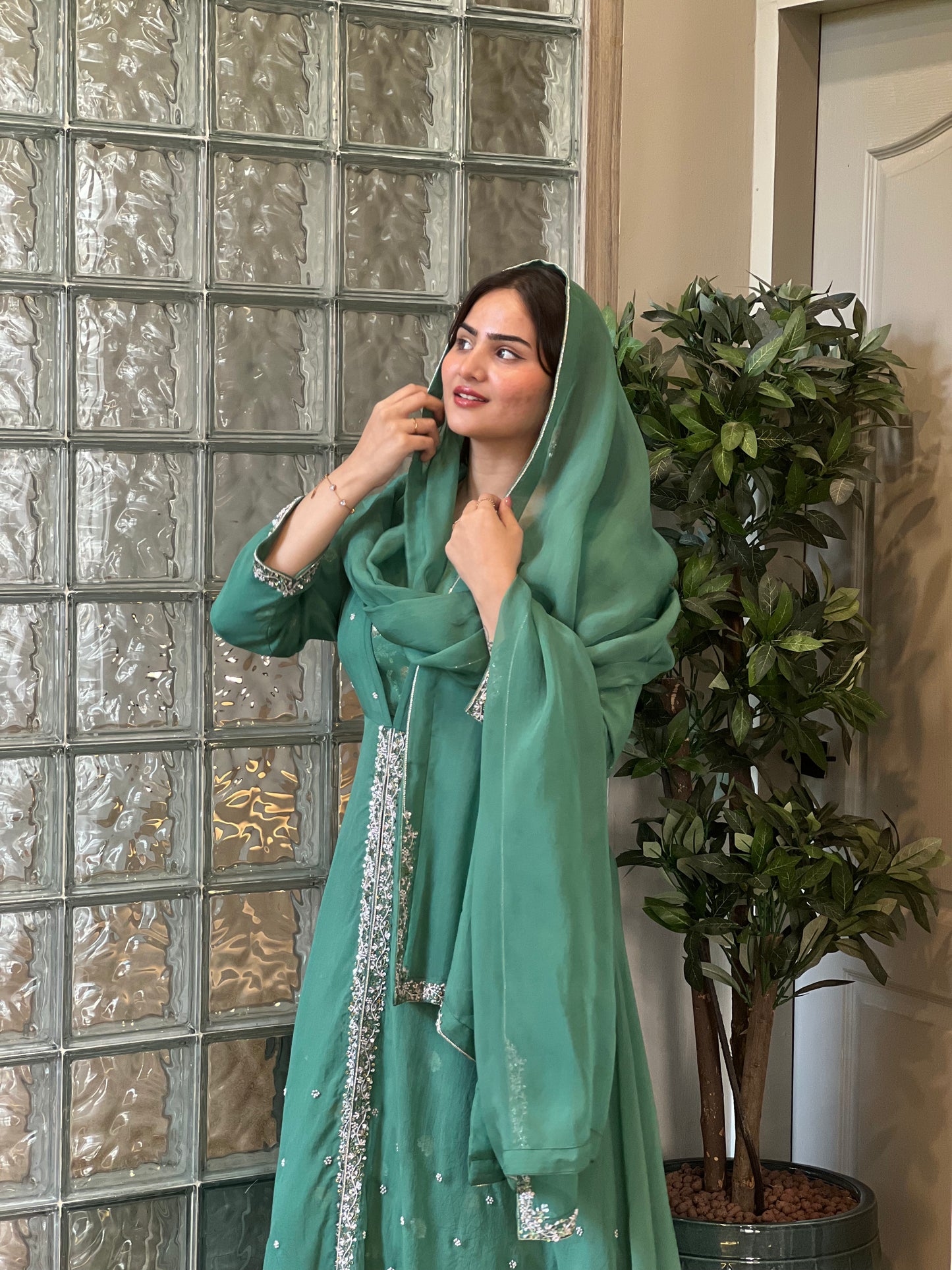 SIGNATURE PERSIAN GREEN- RUHAR026