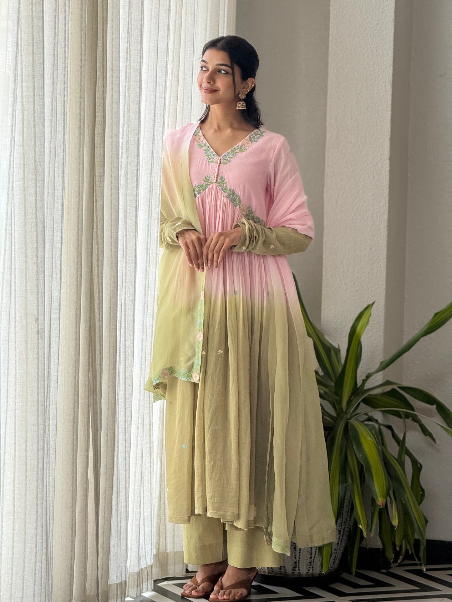 ZU25X429-FESTIVE PINK & GREEN