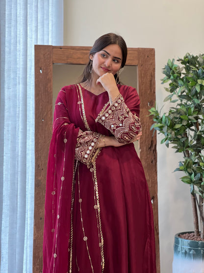 SIGNATURE MAROON- RUHAR028