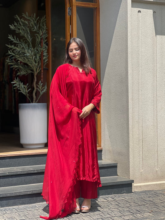 SIGNATURE RED- RUHAR017