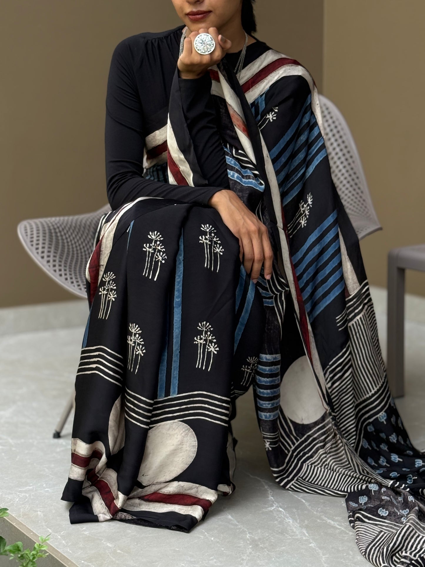 ZR007SAREE-AJRAK MODAL