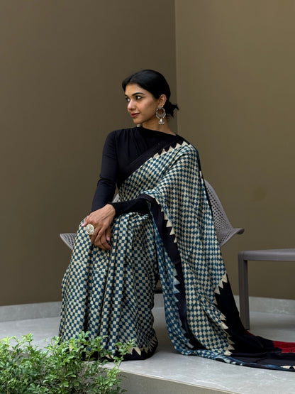 ZR011SAREE-AJRAK MODAL