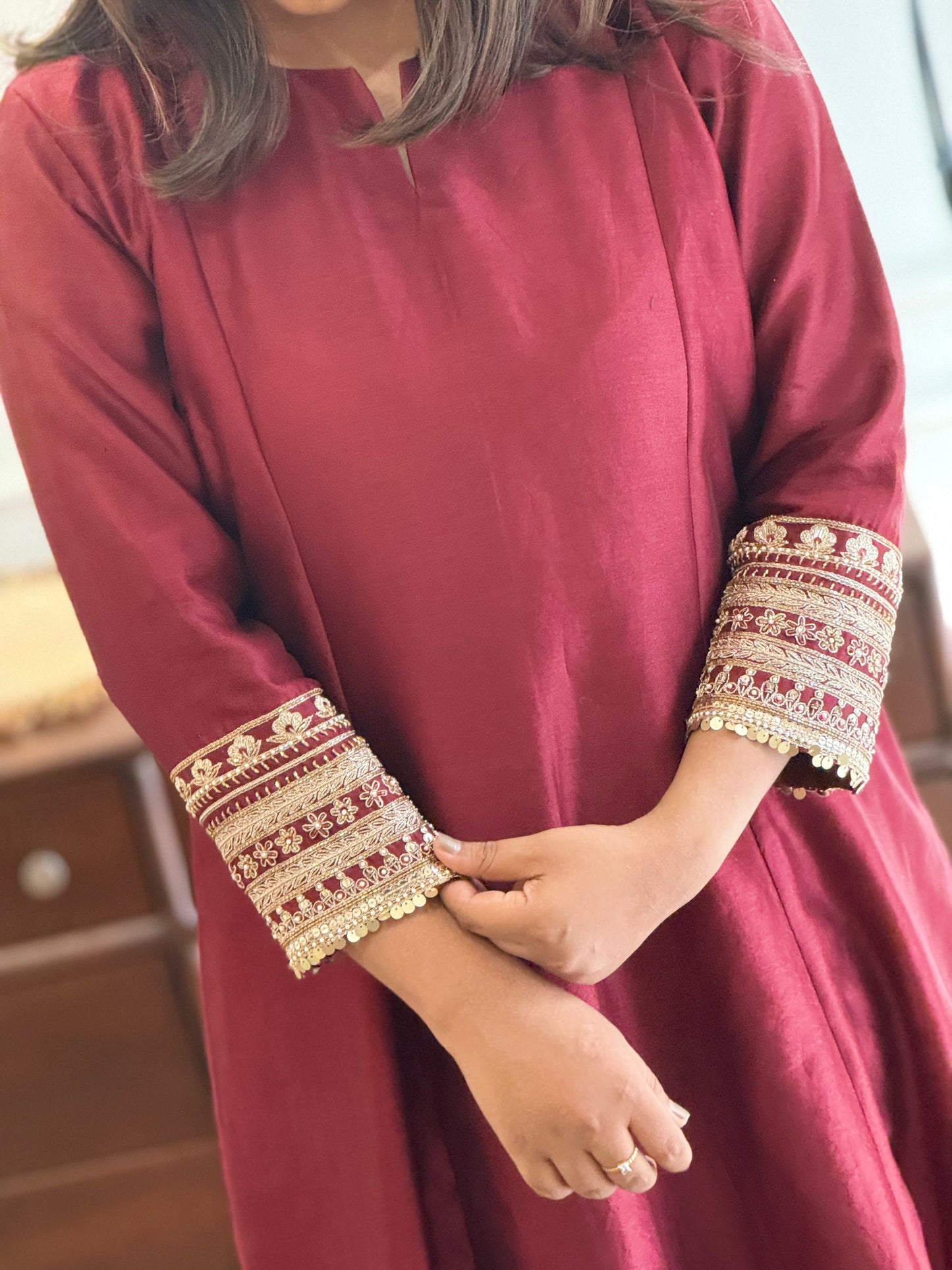 ZU25X311- MEROON SILK HW